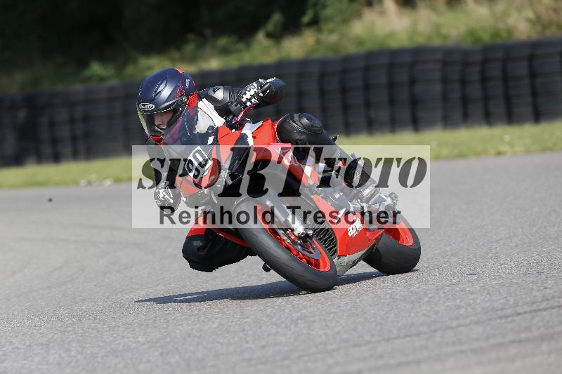 /45 10.08.2025 Plüss Moto Sport ADR/Einsteiger/90